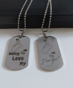 khắc chữ lên thẻ bài dogtag